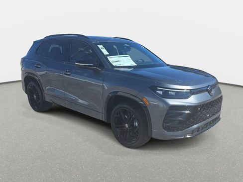 New 2026 Volkswagen Tiguan SE R-Line AWD/4WD image 3