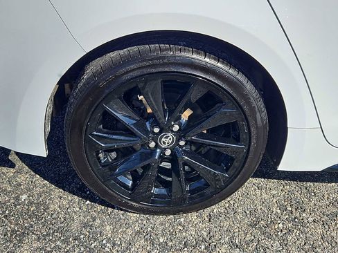 Used 2022 Toyota Corolla SE image 9