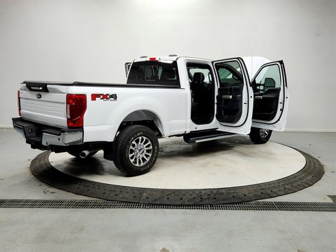 Used 2022 Ford F250 Lariat w/ Lariat Value Package image 15