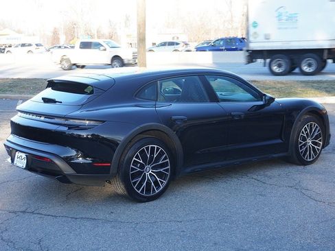 Used 2023 Porsche Taycan 4 Cross Turismo image 14