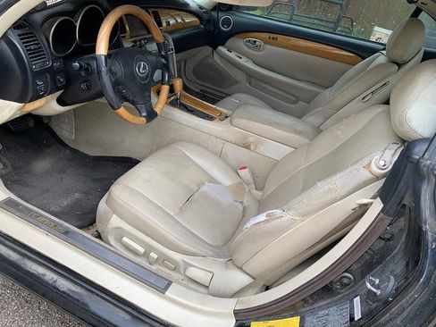 Used 2003 Lexus SC 430 Convertible RWD image 12
