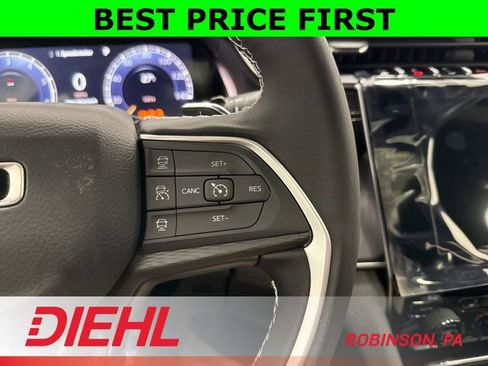 New 2026 Jeep Grand Cherokee Laredo X AWD/4WD image 26