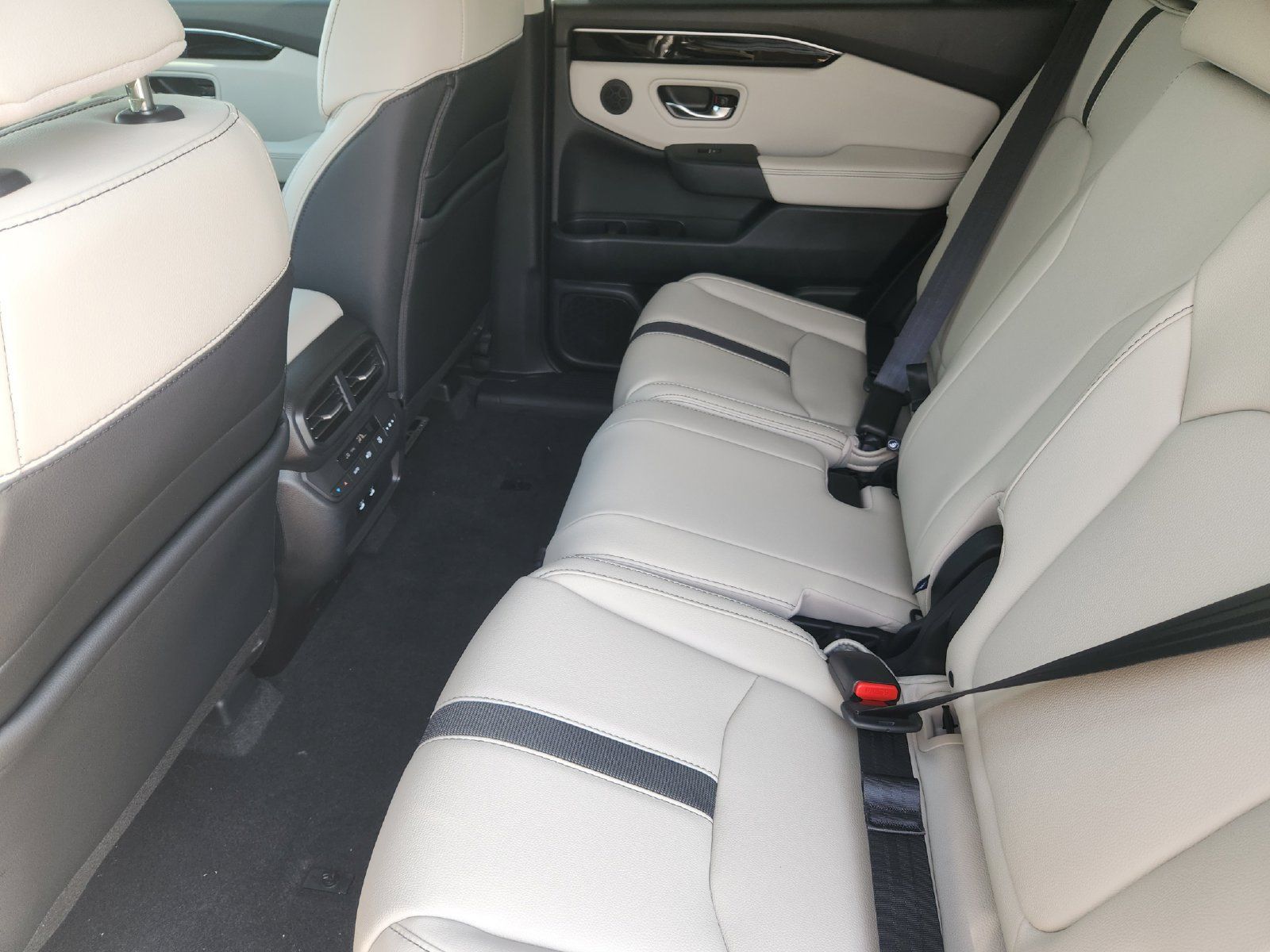 New 2026 Honda Pilot EX-L image 27