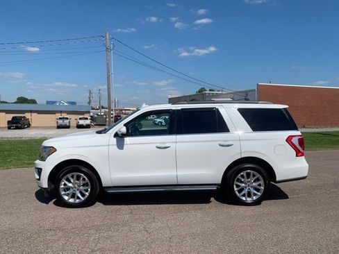 Used 2021 Ford Expedition XLT RWD image 4