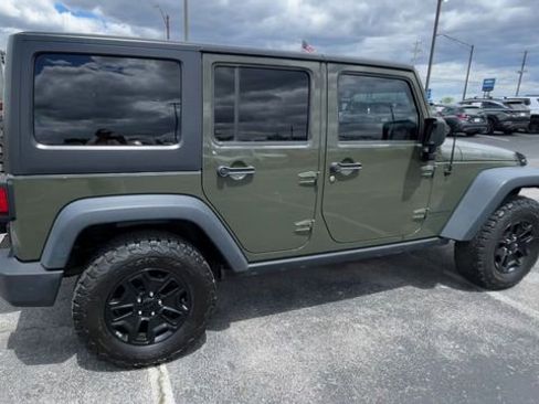 Used 2015 Jeep Wrangler Unlimited Sport AWD/4WD image 2