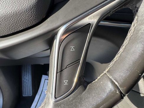 Used 2019 Cadillac XT5 Luxury FWD image 17