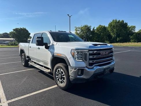 Used 2022 GMC Sierra 2500 SLE w/ SLE Value Package; AWD/4WD image 1