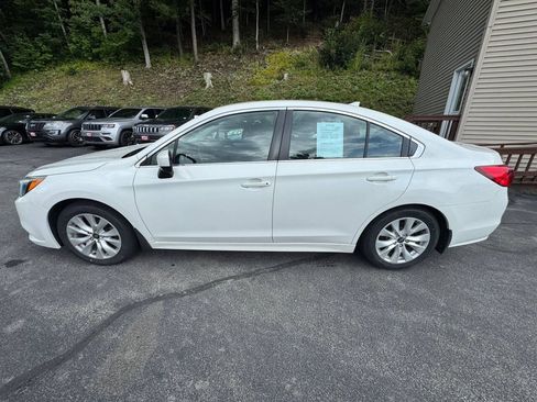 Used 2016 Subaru Legacy 2.5i Premium AWD/4WD image 5