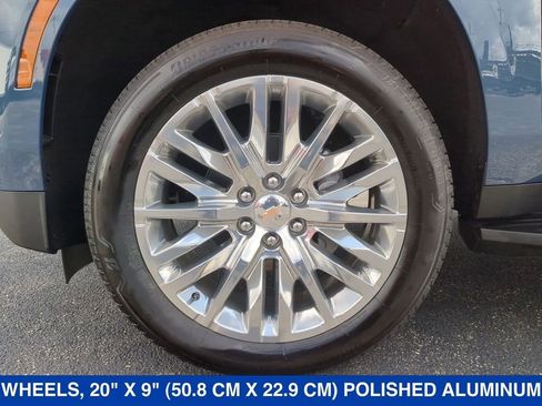 New 2026 Chevrolet Suburban Premier w/ Sun And Tow Package AWD/4WD image 26