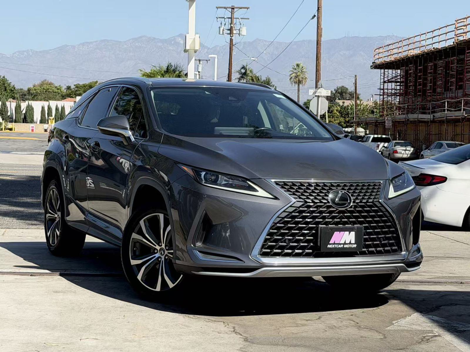 Used 2020 Lexus RX 350 FWD w/ Premium Package image 2
