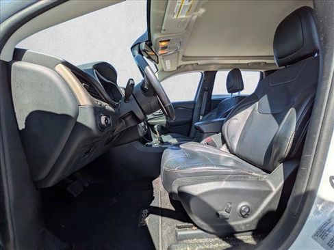 Used 2016 Jeep Cherokee Limited AWD/4WD image 14