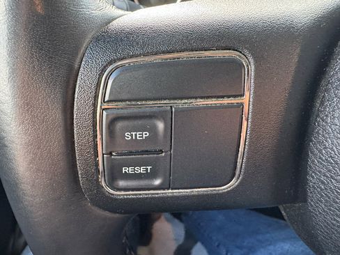 Used 2013 Jeep Wrangler Unlimited Sport w/ Dual Top Group image 17