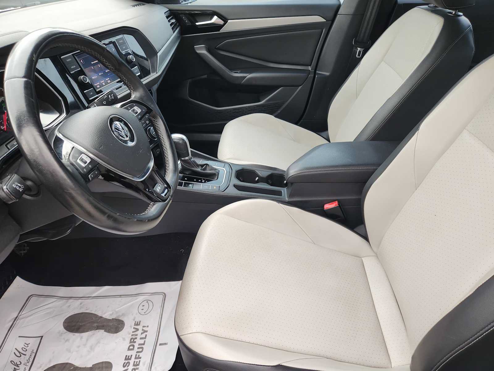 Used 2019 Volkswagen Jetta R-Line FWD image 12