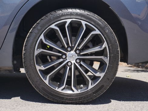 Used 2016 Toyota Corolla S FWD image 17
