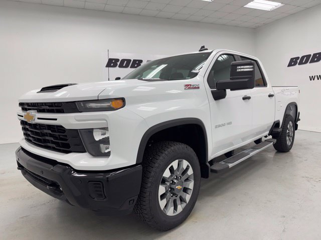 New 2026 Chevrolet Silverado 2500 Custom w/ Custom Value Package AWD/4WD image 1