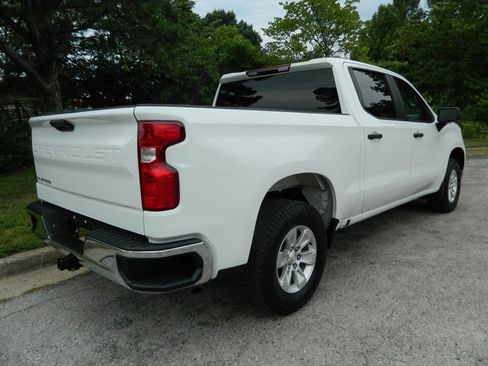 Used 2022 Chevrolet Silverado 1500 W/T w/ WT Value Package AWD/4WD image 7