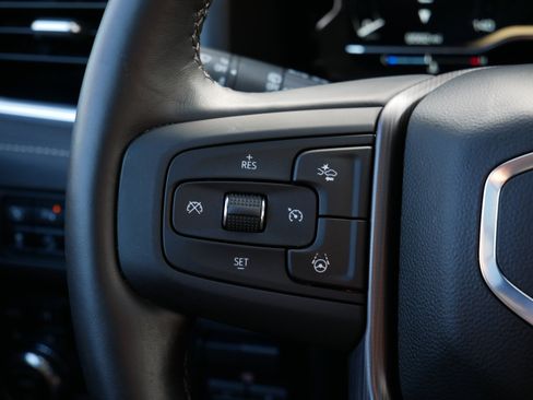 Used 2024 GMC Yukon Denali Ultimate AWD/4WD image 29