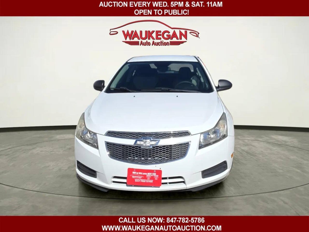 Used 2013 Chevrolet Cruze LS FWD image 2