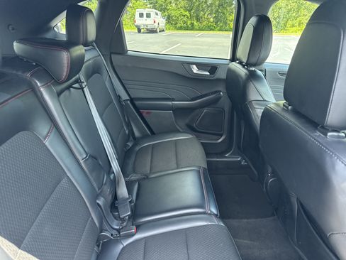 Used 2025 Ford Escape ST-Line AWD/4WD image 28