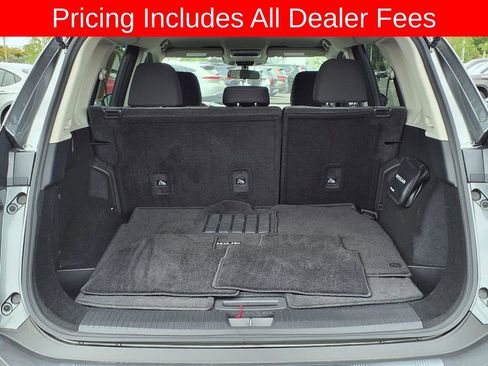 Used 2023 Nissan Rogue SV FWD image 17