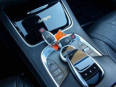 Used 2015 Mercedes-Benz S 550 4MATIC Coupe image 27