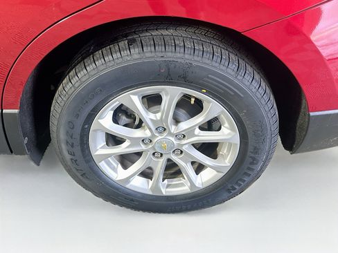 Used 2021 Chevrolet Equinox LT AWD/4WD image 11