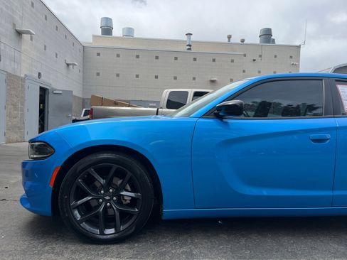 Used 2023 Dodge Charger SXT w/ Blacktop Package image 9