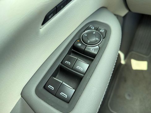 New 2026 Cadillac XT5 Premium Luxury w/ Driver Assist Package FWD image 24