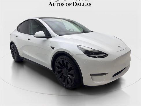 Used 2021 Tesla Model Y Performance image 4