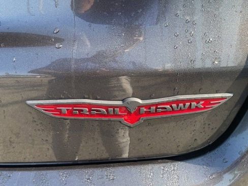 Used 2023 Jeep Compass Trailhawk image 9