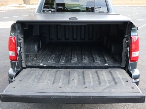 Used 2010 Ford Explorer Sport Trac XLT image 14