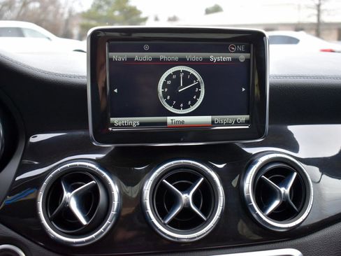 Used 2014 Mercedes-Benz CLA 250 4MATIC image 20