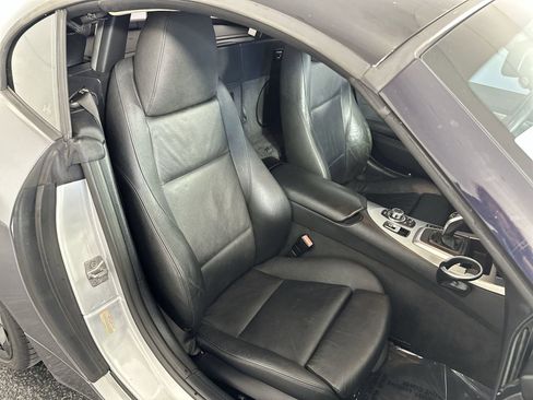 Used 2011 BMW Z4 sDrive35i RWD image 27