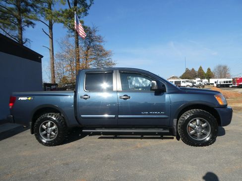 Used 2015 Nissan Titan PRO-4X w/ Pro-4x Luxury Package image 5