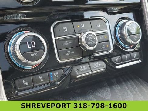 Certified 2023 GMC Yukon XL Denali AWD/4WD image 31