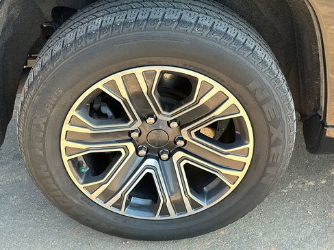 Used 2023 Jeep Wagoneer Series II image 17