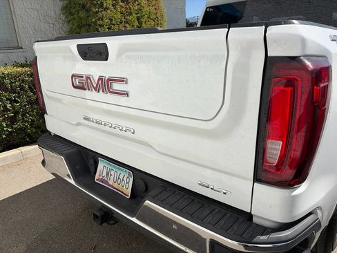 Used 2024 GMC Sierra 1500 SLT AWD/4WD image 11