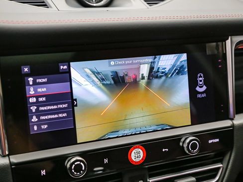 Certified 2026 Porsche Macan S AWD/4WD image 29