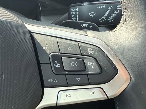 Used 2024 Volkswagen Atlas Cross Sport SEL R-Line image 22