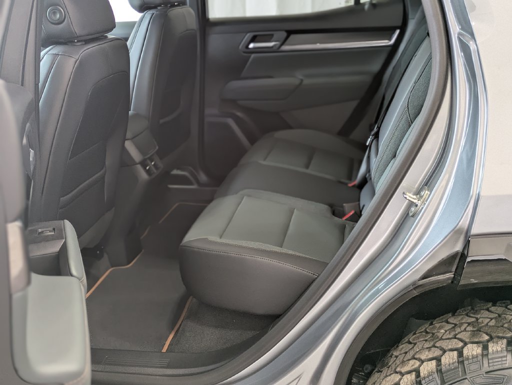 New 2026 GMC Terrain AT4 AWD/4WD image 42