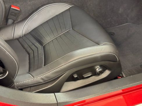 Used 2024 Chevrolet Corvette Stingray Preferred Conv w/ Z51 Performance Package image 19