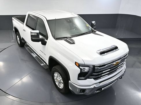 Used 2024 Chevrolet Silverado 2500 LTZ AWD/4WD image 60