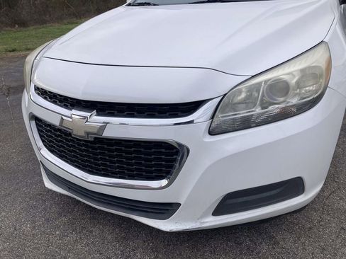 Used 2016 Chevrolet Malibu LT image 9