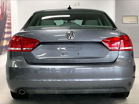 Used 2014 Volkswagen Passat TDI SE image 4