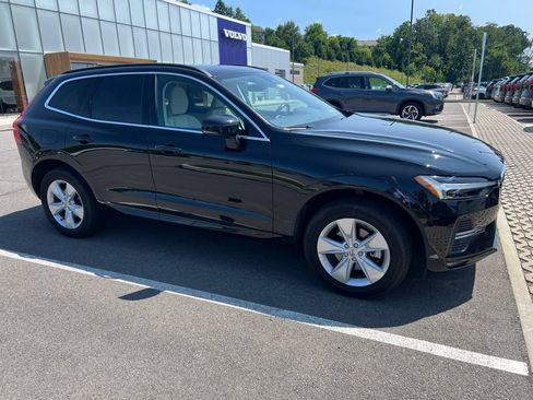 Used 2022 Volvo XC60 B5 Momentum AWD/4WD image 6