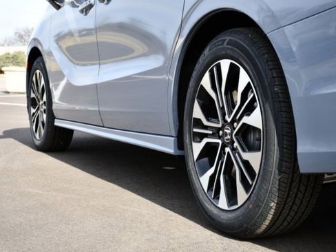 New 2026 Honda Odyssey Elite image 9