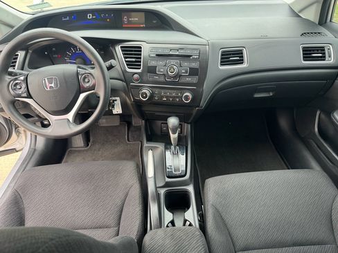 Used 2013 Honda Civic LX image 2