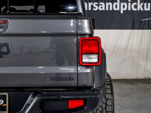 Used 2020 Jeep Gladiator Sport w/ Quick Order Package 24S image 41