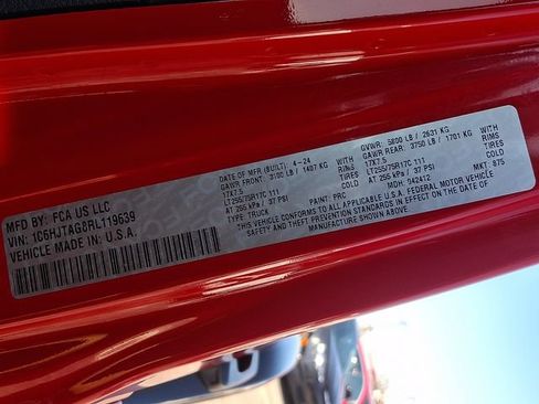 Used 2024 Jeep Gladiator Overland AWD/4WD image 26