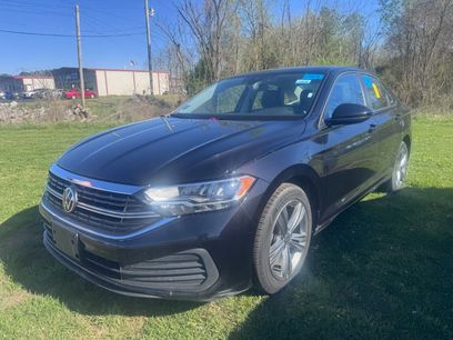 Used 2024 Volkswagen Jetta SE